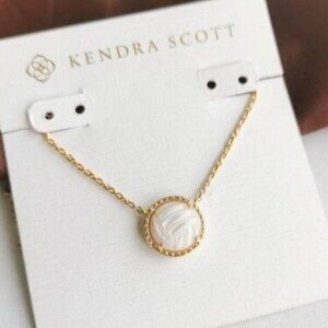 Kendra Scott Volleyball Gold White Mother-of-Pearl Necklace